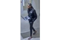 Vol d’un portable à Bishop’s : la Police de Sherbrooke recherche un suspect